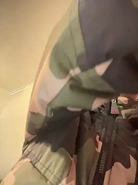 Hilary_pinkk's cam snapshot