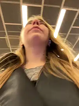 Sunny___Bunny live sex cam