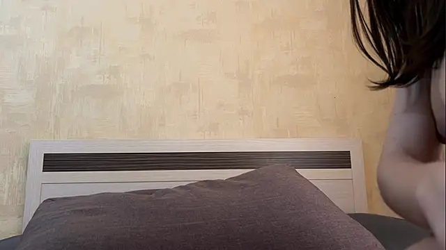 jenyhereforyou's cam snapshot