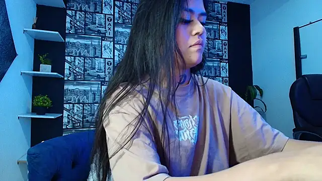 Mia_Morelli_'s cam snapshot