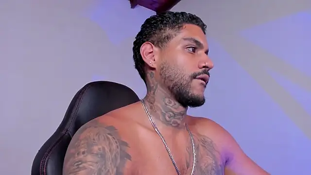 LuigiVitale_1 live sex cam