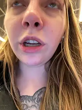 Sunny___Bunny live sex cam