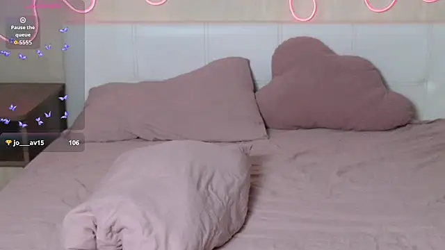 Betty_Blamee's cam snapshot