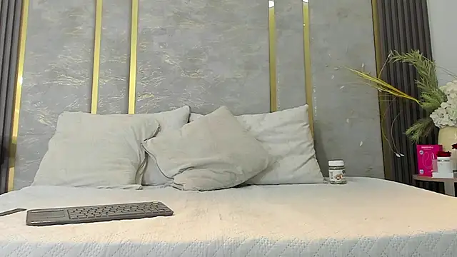 NikoStone_'s cam snapshot