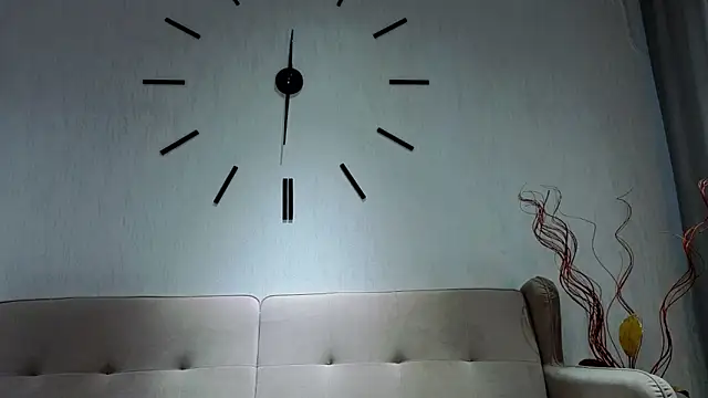 TovaNicometo live sex cam