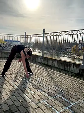 KikiWatson live sex cam