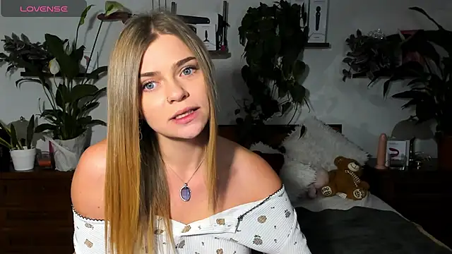 HaleyReedme live sex cam