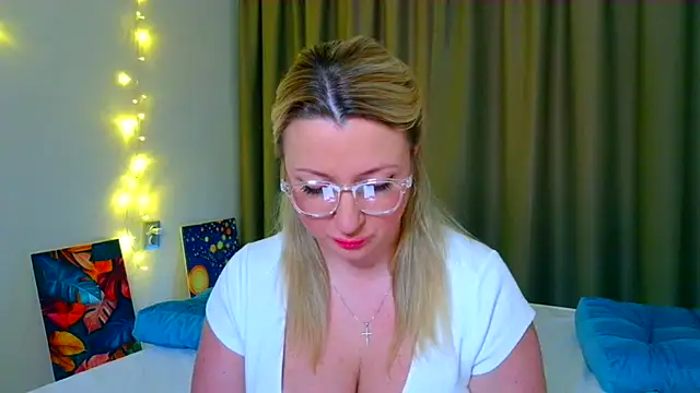 MilaLove__'s cam snapshot