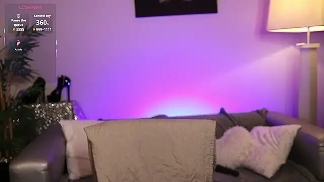 NovaHollisx's cam snapshot