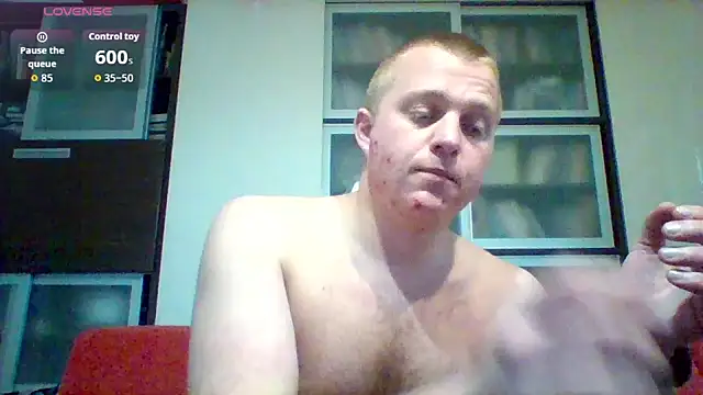 Matttthees live sex cam