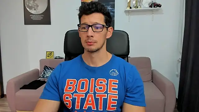 BrutusK08 live sex cam