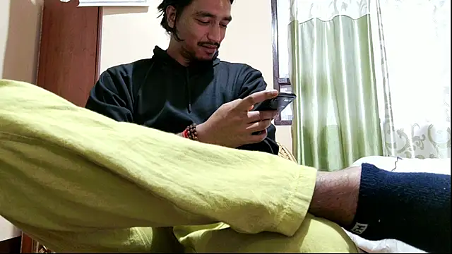 Gre3k_god's cam snapshot