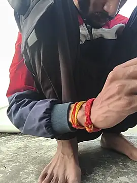 Ritik143jhil's cam snapshot