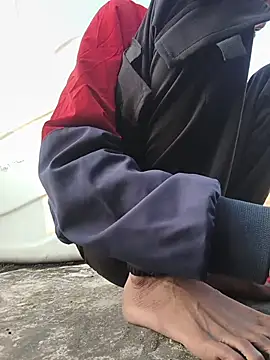 Ritik143jhil's cam snapshot