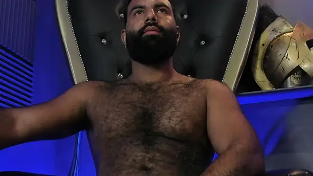 BeardAndrew live sex cam