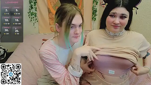 _Sweetie_Kitty_ live sex cam