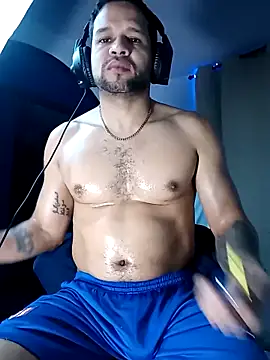 LucasGaeel live sex cam
