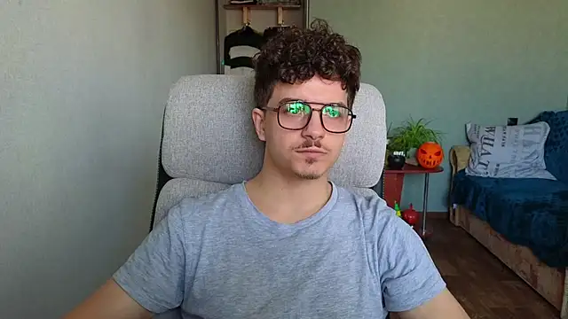 Remy_Miles live sex cam