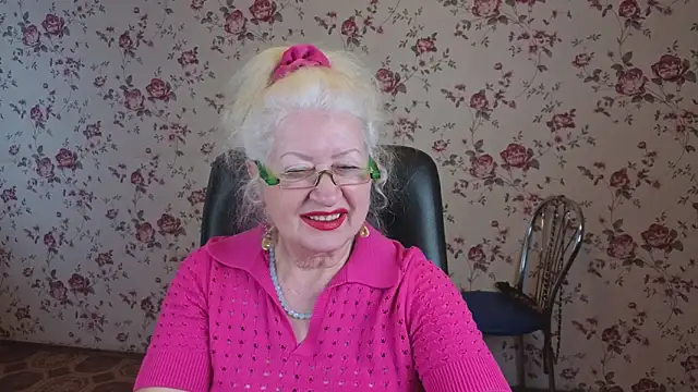 Maya_Mayflower live sex cam