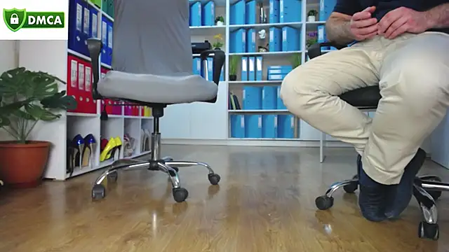 secret-office live sex cam