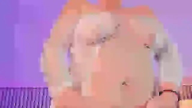 Lucy_Milf_68 live sex cam