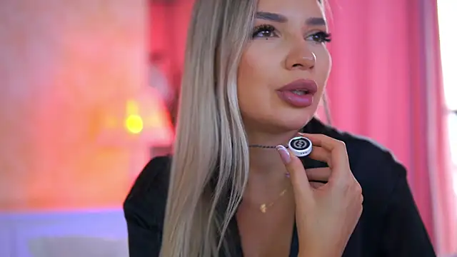 ArtTeasee live sex cam