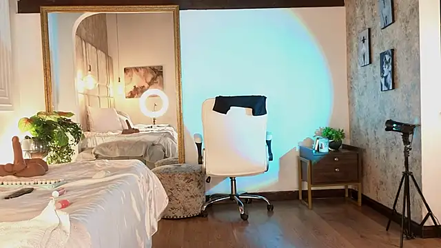 Victoria-Harper's cam snapshot