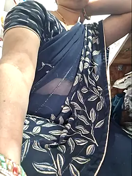 indianhotwife639's cam snapshot