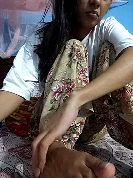 124pakhi's cam snapshot