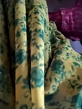 Hita_Grewal's cam snapshot