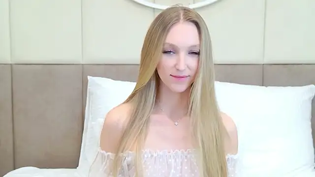 KellyBradford's cam snapshot