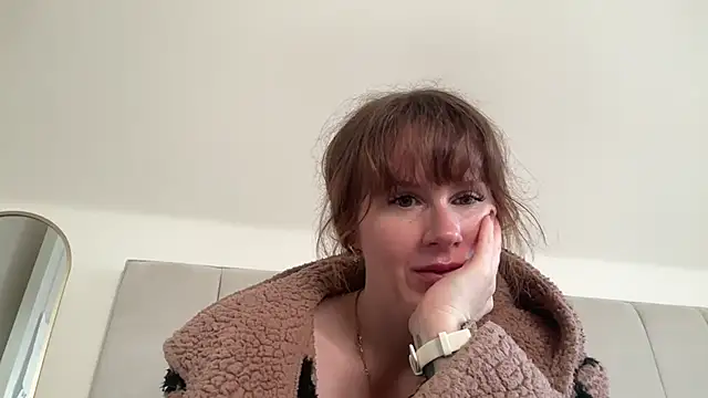 redheadrosie69's cam snapshot