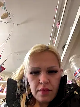 CherryXOX-'s cam snapshot