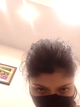 Minakshi-Gi's cam snapshot