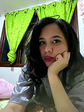 Esmerald_1111's cam snapshot