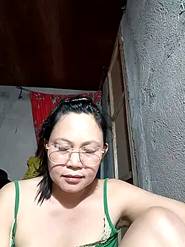 Everleigh_mom's cam snapshot