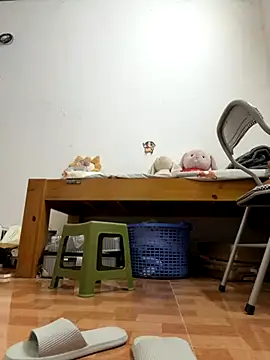 July-Asian's cam snapshot