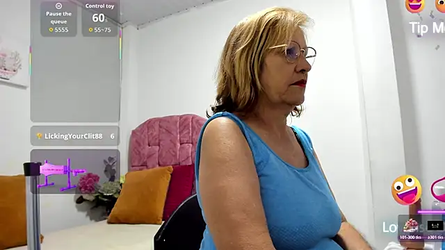 esmeraldaladys's cam snapshot