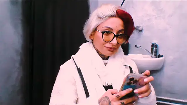 Lucky_Deniz's cam snapshot