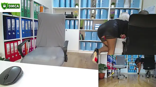secret-office live sex cam