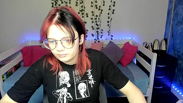 shy_elina01's cam snapshot