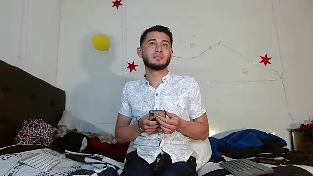 picante70_'s cam snapshot