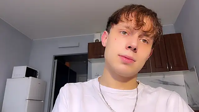 WizzardWest's cam snapshot