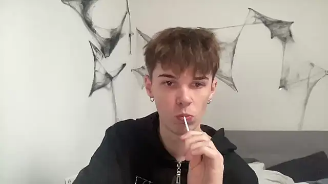 Milk_Guy's cam snapshot