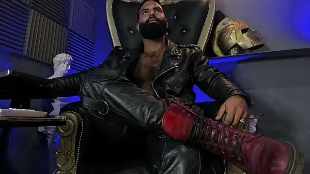 BeardAndrew live sex cam