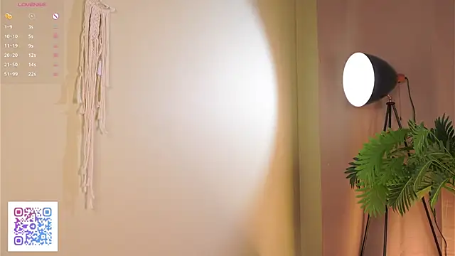 JodeeThu's cam snapshot