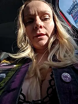 Bondgirl_013 live sex cam