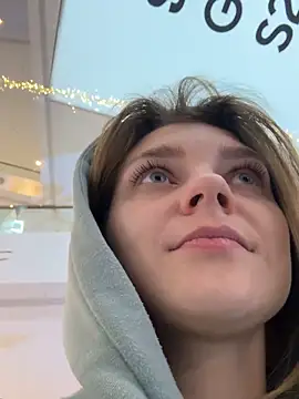 ValenciaShock live sex cam