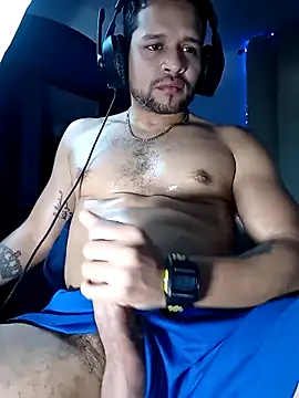 LucasGaeel live sex cam