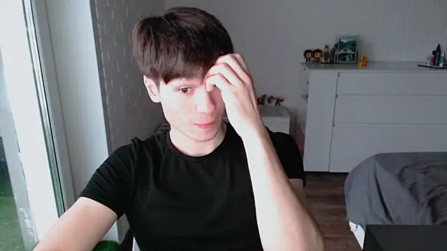 MarkusDean live sex cam